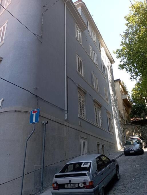 Appartamento In Centro Storico Trieste Exteriör bild
